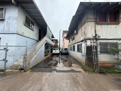 Beach Lot For Sale in Honolulu, Hawaii