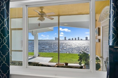 Beach Condo For Sale in North Palm Beach, Florida