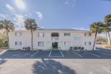 Beach Condo For Sale in Daytona Beach, Florida