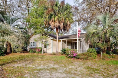 Beach Home For Sale in Murrells Inlet, South Carolina