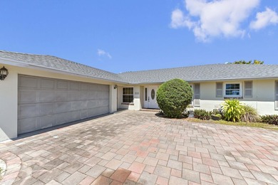 Beach Home For Sale in Boynton Beach, Florida