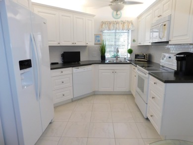 Beach Condo For Sale in Boynton Beach, Florida