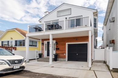 Beach Home For Sale in Long Beach, New York