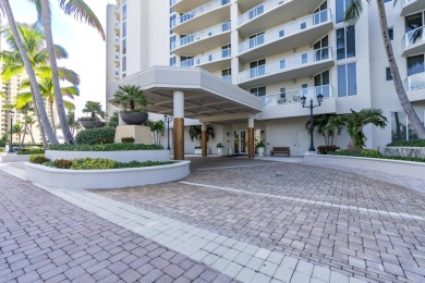 Beach Condo For Sale in Singer Island, Florida