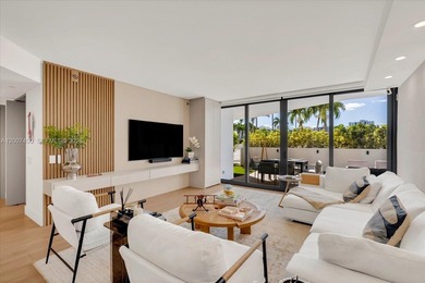 Beach Condo For Sale in Aventura, Florida