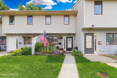 Beach Townhome/Townhouse For Sale in Keansburg, New Jersey