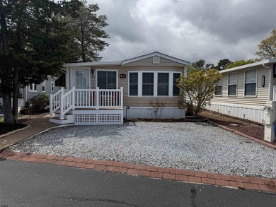 Beach Home For Sale in Marmora, New Jersey