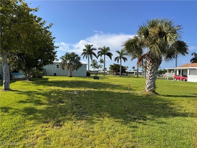 Beach Lot For Sale in Fort Myers, Florida