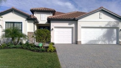 Beach Home For Sale in Fort Myers, Florida