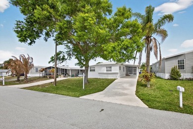 Beach Home Active Under Contract in Hobe Sound, Florida