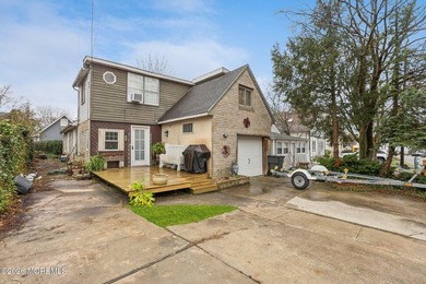 Beach Home For Sale in Toms River, New Jersey