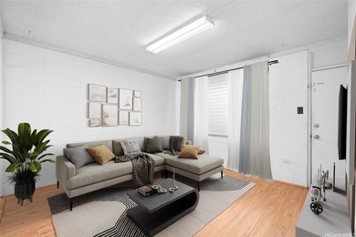 Beach Condo For Sale in Aiea, Hawaii