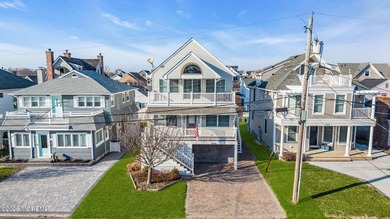 Beach Home For Sale in Manasquan, New Jersey