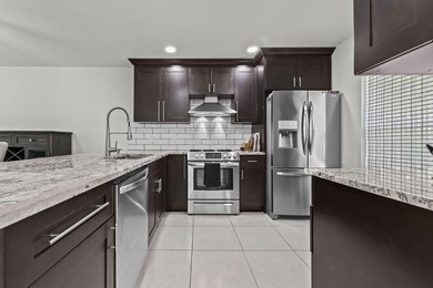 Beach Condo For Sale in Greenacres, Florida