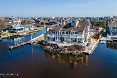 Beach Home For Sale in Bay Head, New Jersey