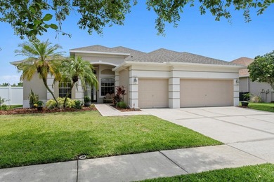 Beach Home Sale Pending in Land O Lakes, Florida