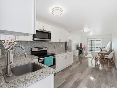 Beach Condo For Sale in Honolulu, Hawaii