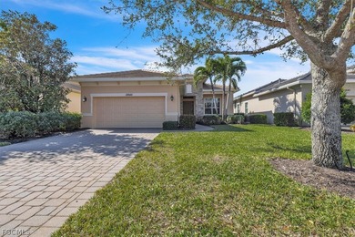 Beach Home For Sale in Fort Myers, Florida