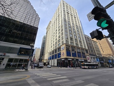 Beach Condo For Sale in Chicago, Illinois
