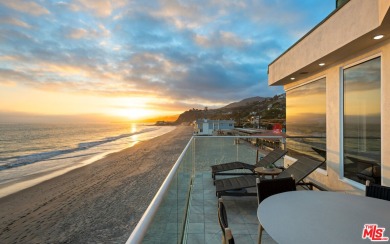 Beach Home For Sale in Malibu, California