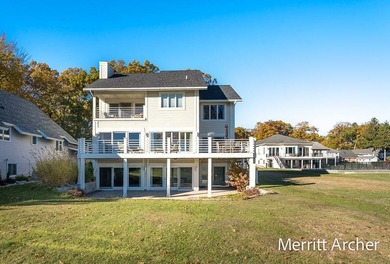 Beach Home Sale Pending in Muskegon, Michigan