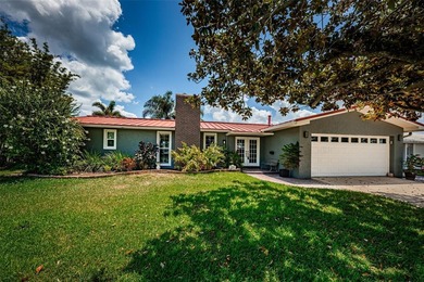 Beach Home For Sale in St. Petersburg, Florida