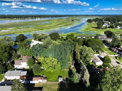 Beach Lot For Sale in Grand Haven, Michigan