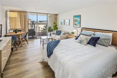 Beach Condo For Sale in Honolulu, Hawaii