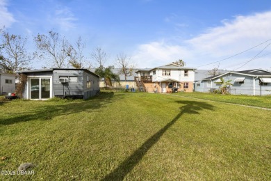 Beach Townhome/Townhouse For Sale in Daytona Beach, Florida