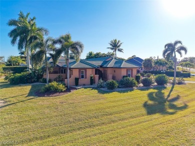 Beach Home For Sale in Fort Myers, Florida