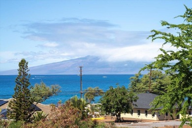 Beach Home For Sale in Lahaina, Hawaii
