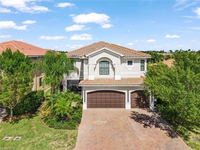 Beach Home For Sale in Fort Myers, Florida