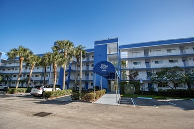 Beach Condo For Sale in Lake Worth, Florida