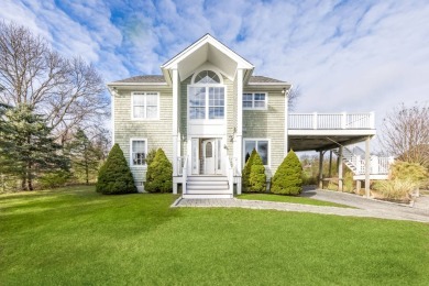 Beach Home For Sale in Montauk, New York