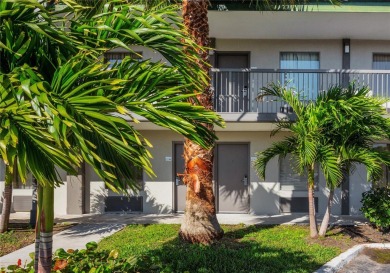 Beach Home For Sale in Sarasota, Florida