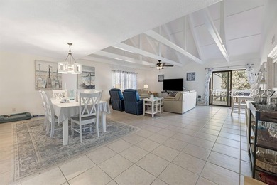 Beach Condo For Sale in Hilton Head Island, South Carolina