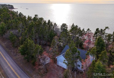 Beach Home For Sale in Allouez, Michigan