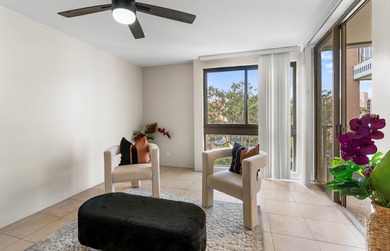 Beach Condo For Sale in Lahaina, Hawaii