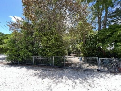 Beach Lot For Sale in Key Largo, Florida