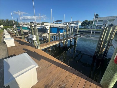 Beach Condo Sale Pending in St. Petersburg, Florida
