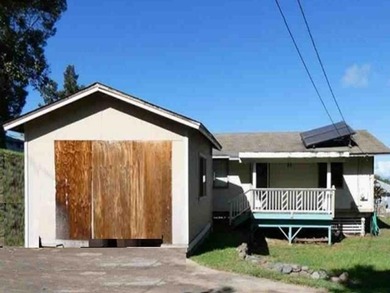 Beach Home For Sale in Kula, Hawaii