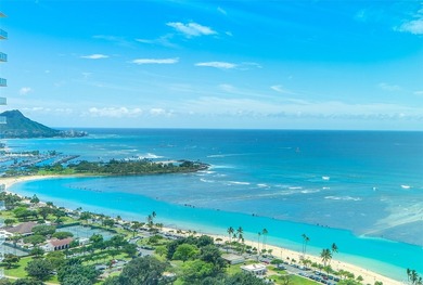 Beach Condo For Sale in Honolulu, Hawaii