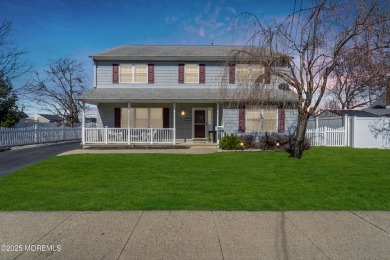 Beach Home For Sale in Union Beach, New Jersey