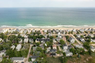 Beach Home For Sale in Wells, Maine