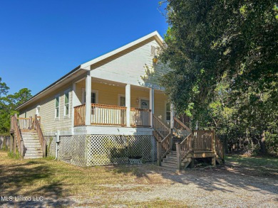 Beach Home For Sale in Bay Saint Louis, Mississippi