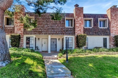 Beach Condo For Sale in Huntington Beach, California