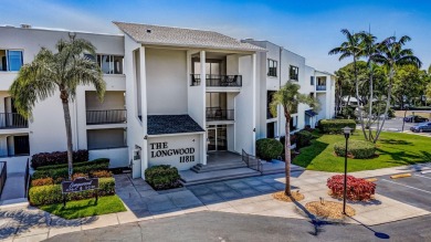 Beach Condo For Sale in Palm Beach Gardens, Florida