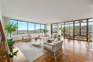 Beach Condo Active Under Contract in Honolulu, Hawaii