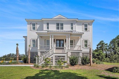 Beach Home For Sale in Mount Pleasant, South Carolina