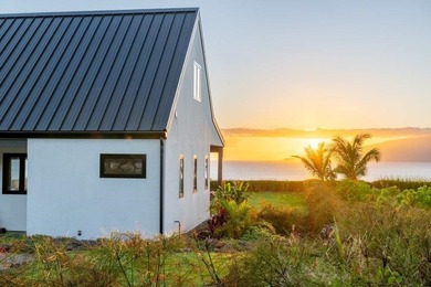 Beach Home For Sale in Lahaina, Hawaii